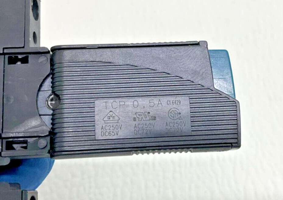 Phoenix Contact UK 6-FSI/C Terminal Block w/ TCP 0,5 A Circuit Breaker (TSC)
