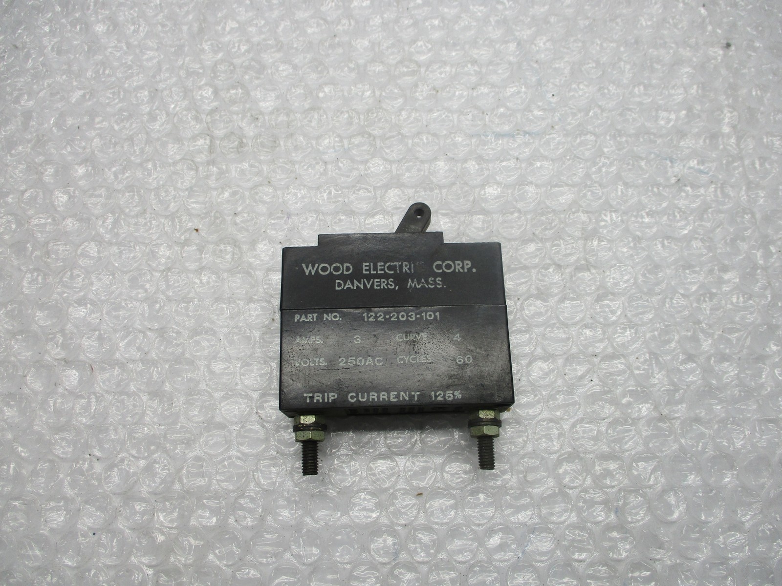 WOOD ELECTRIC 122-203-101 BREAKER 250AC 3A UNMP