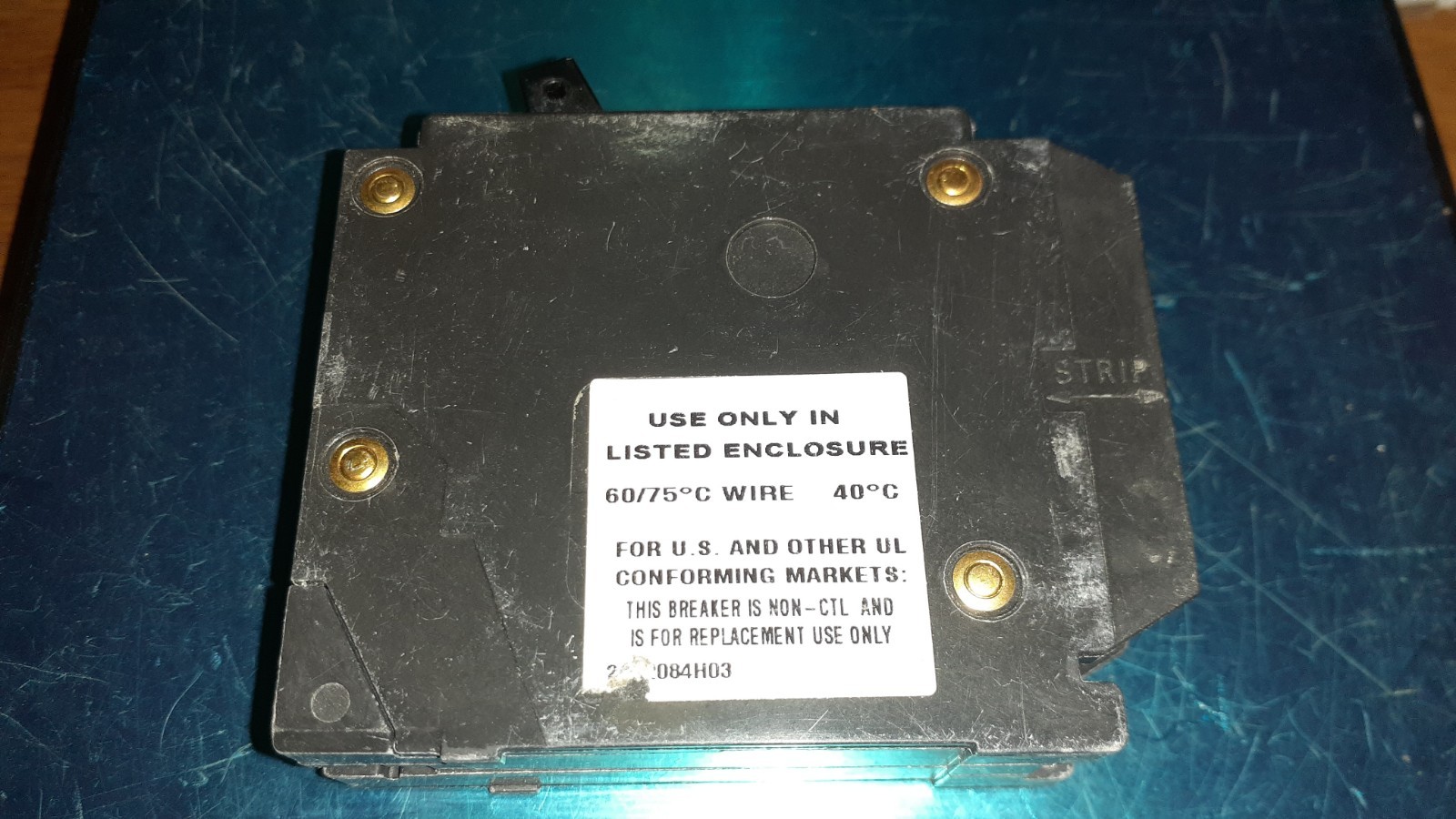 Eaton BR1520 1 Pole 15/20A 120/240V Tandem Circuit Breaker NEW