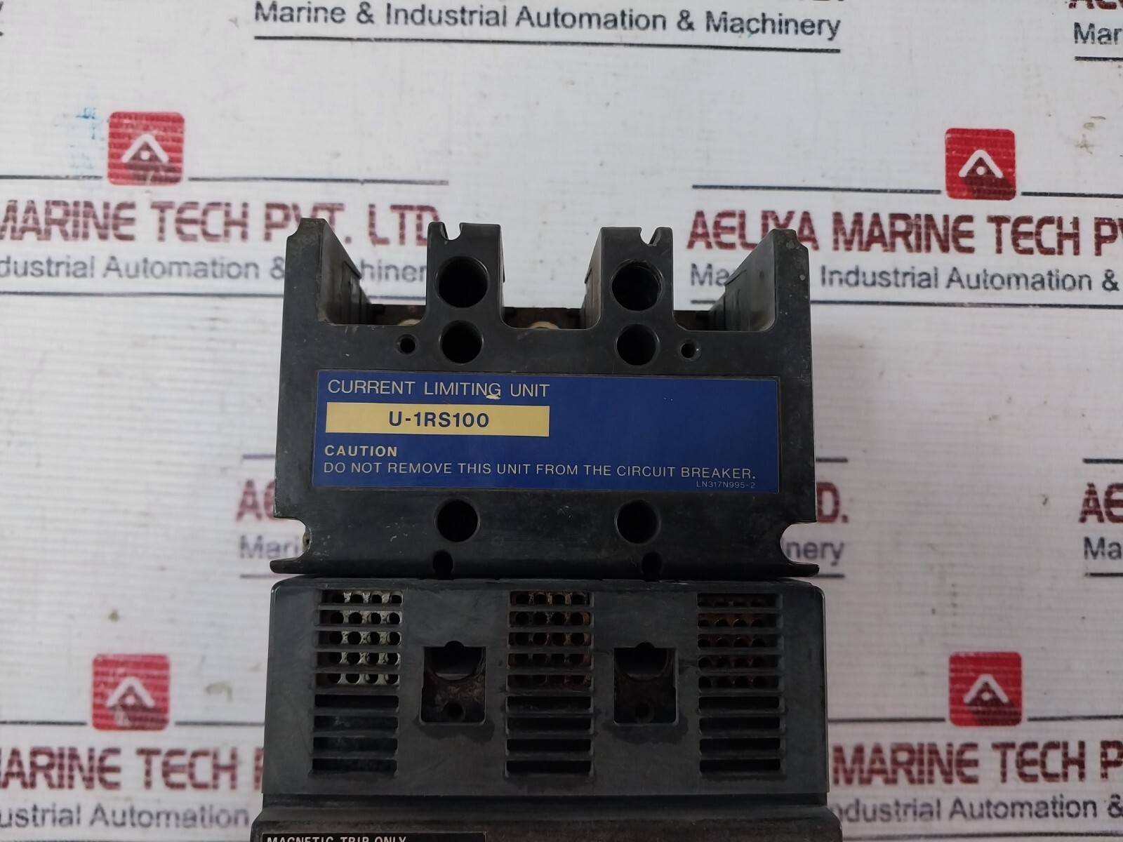 Mitsubishi Electric NF100-UR No-Fuse Breaker AC 380-450V 50-60Hz