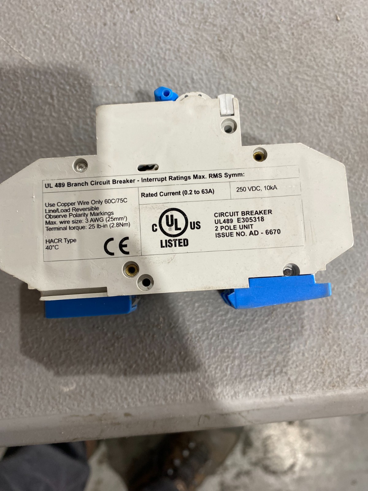 Circuit Breaker E305318