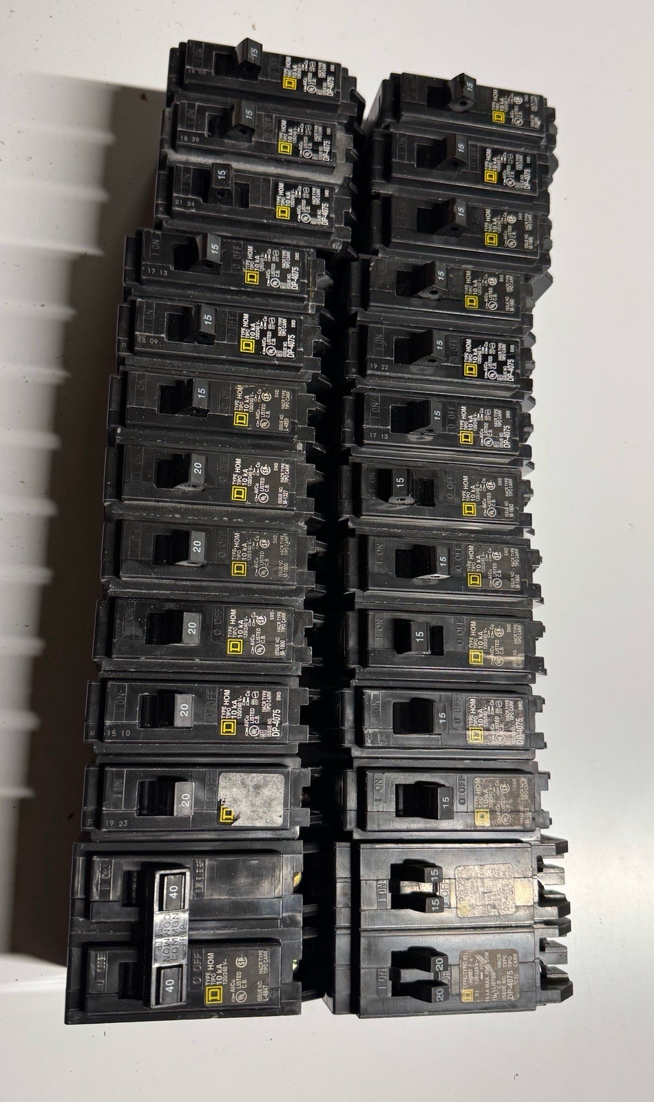 Lot Of Schneider Home Line Circuit Breakers Mixed Amps Single Double Pole Tested