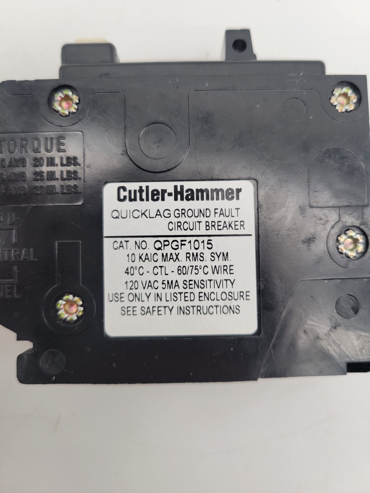 Cutler Hammer QPGF1015 Breaker 15 Amp 1 Pole Ground Fault Shunt Trip Plug in On