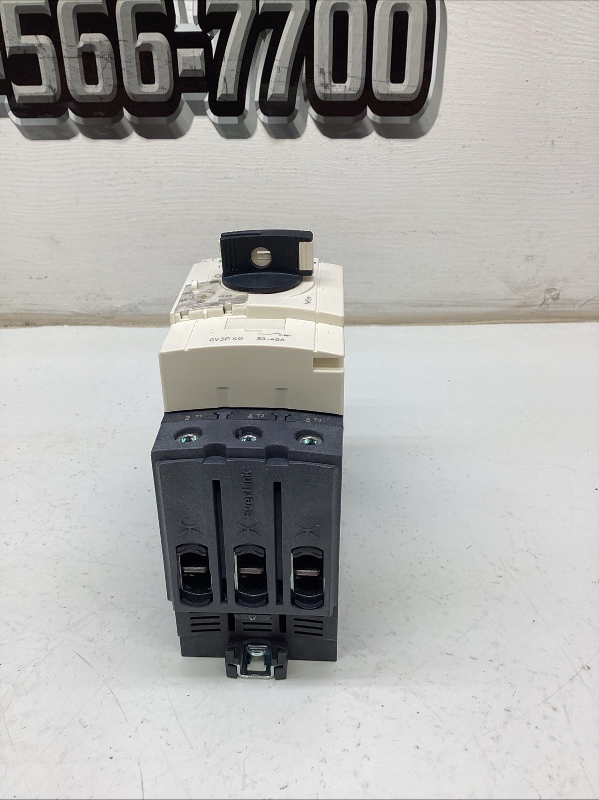 Schneider Electric TeSys GV3P40 Motor Circuit Breaker 30-40 AMPS NEW