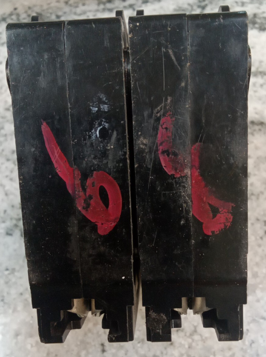 CHALLENGER/BREAKER/C230/30A/2P/ 120/240V/COMMON TRIP /TYPE C/ GROVE/USE(B6D1