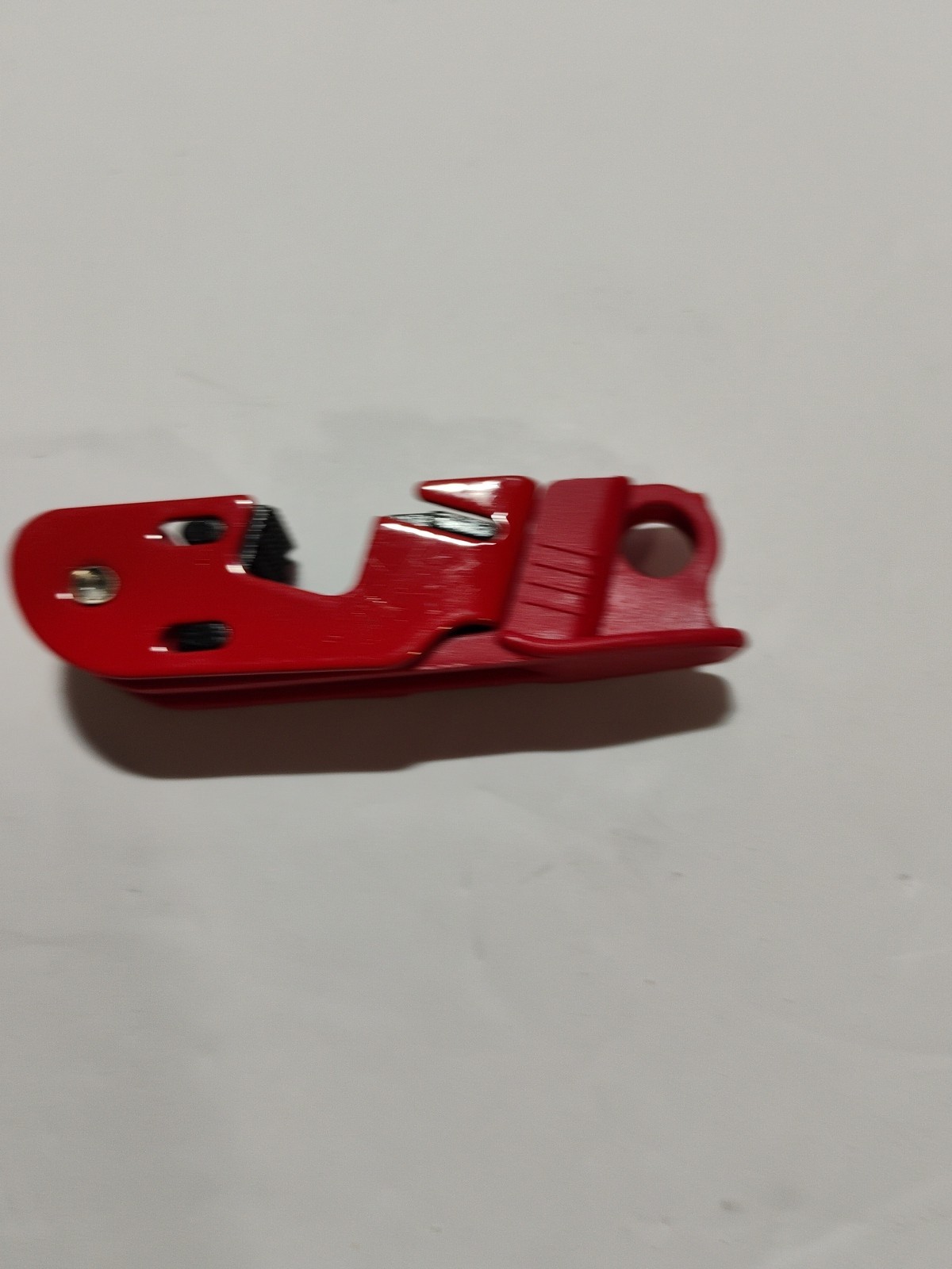 Master Lock 493B Grip Tight Circuit Breaker Lockout Tagout Standard Toggle