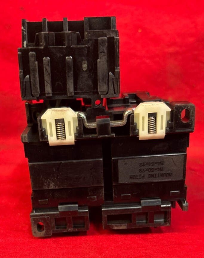 MITSUBISHI MAGNETIC CONTACTOR/THERMAL RELAY S-KR11 TH-N12