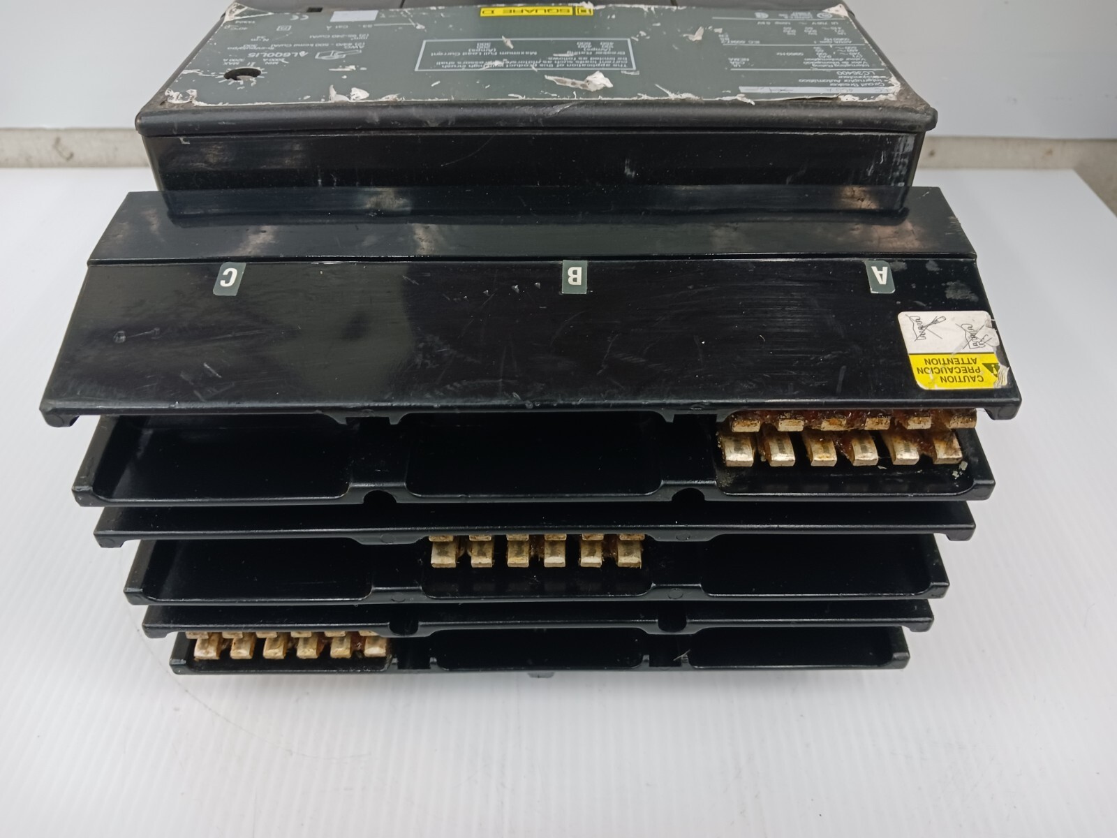 Square D 400 Amp I-Line Circuit Breaker 3 Pole 600 VAC 65kA LC36400 (Flaw)