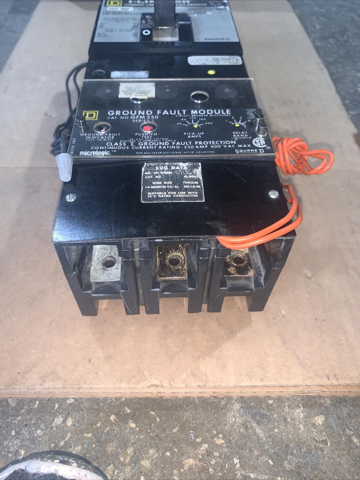 SQUARE D IKF36250G1021 250A CIRCUIT BREAKER 3 POLE W/ GFM250 Ground Fault