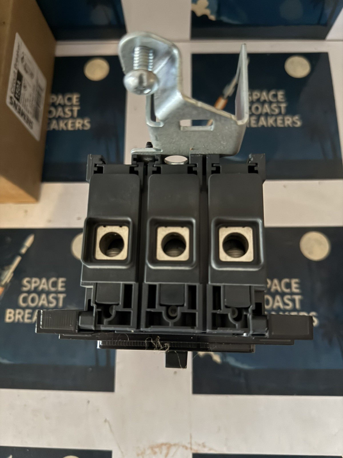 Square D Circuit Breaker 3-Pole 30A 480/277VAC I-LINE PowerPact – BGA34030Y