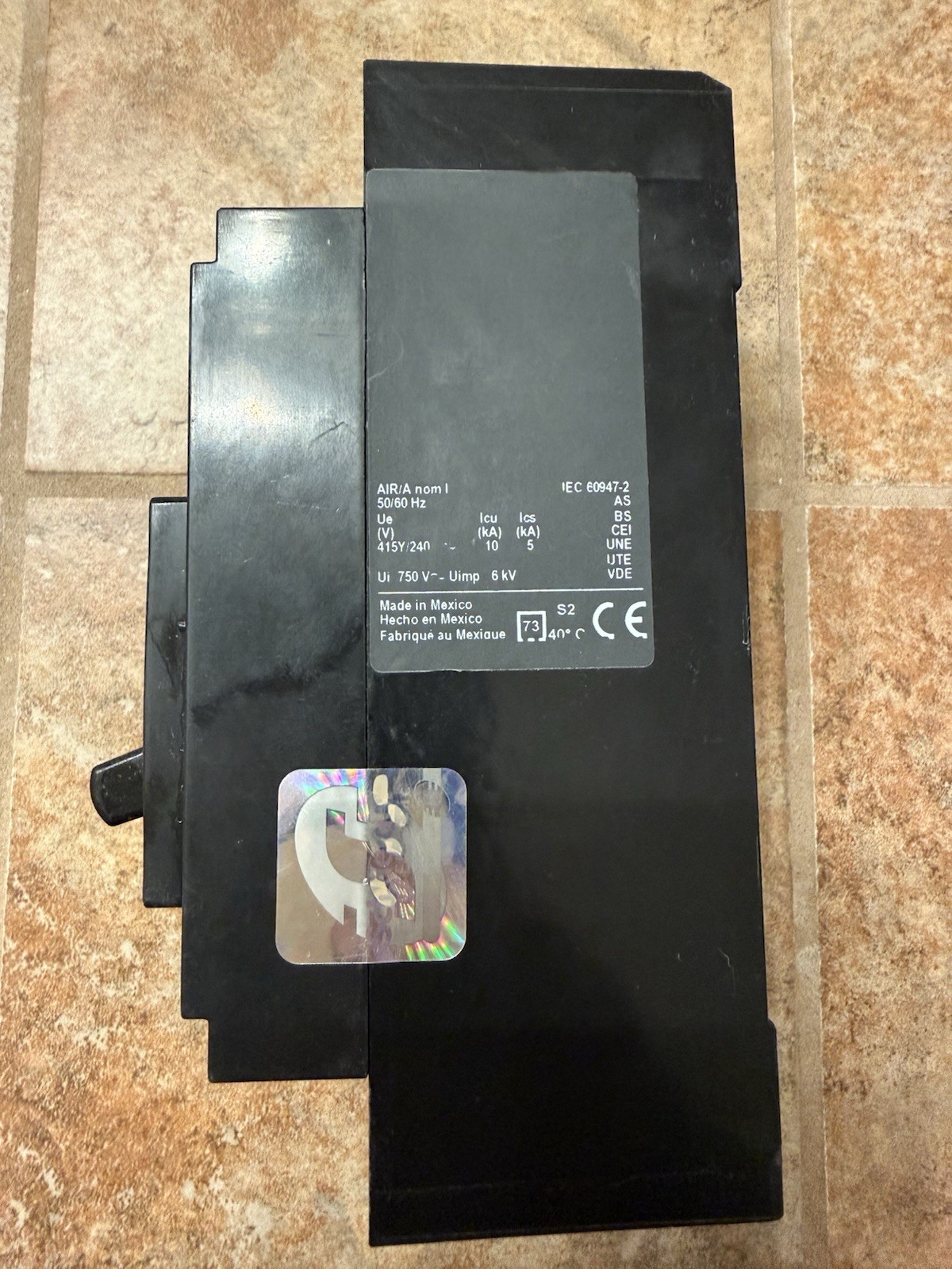 Square D QBL22225 225A 240V 2-Pole Circuit Breaker Tested Excellent