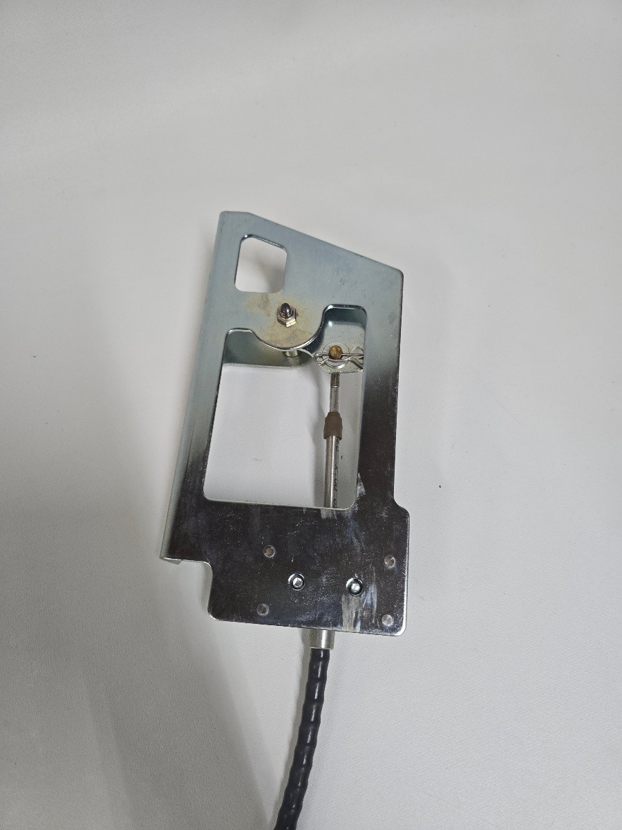 Allen-Bradley 140G-H-FCX03 3 ft Flex Cable Carrier Circuit Breaker Accessory
