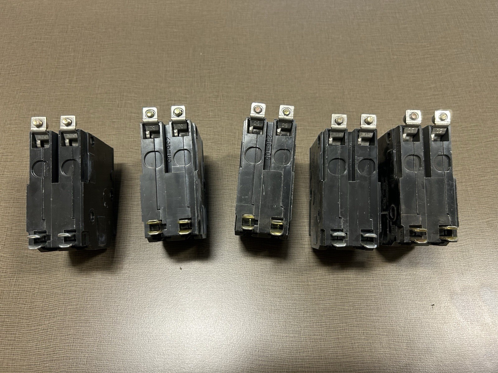 Lot of 5 New Square D QOB250 Breakers