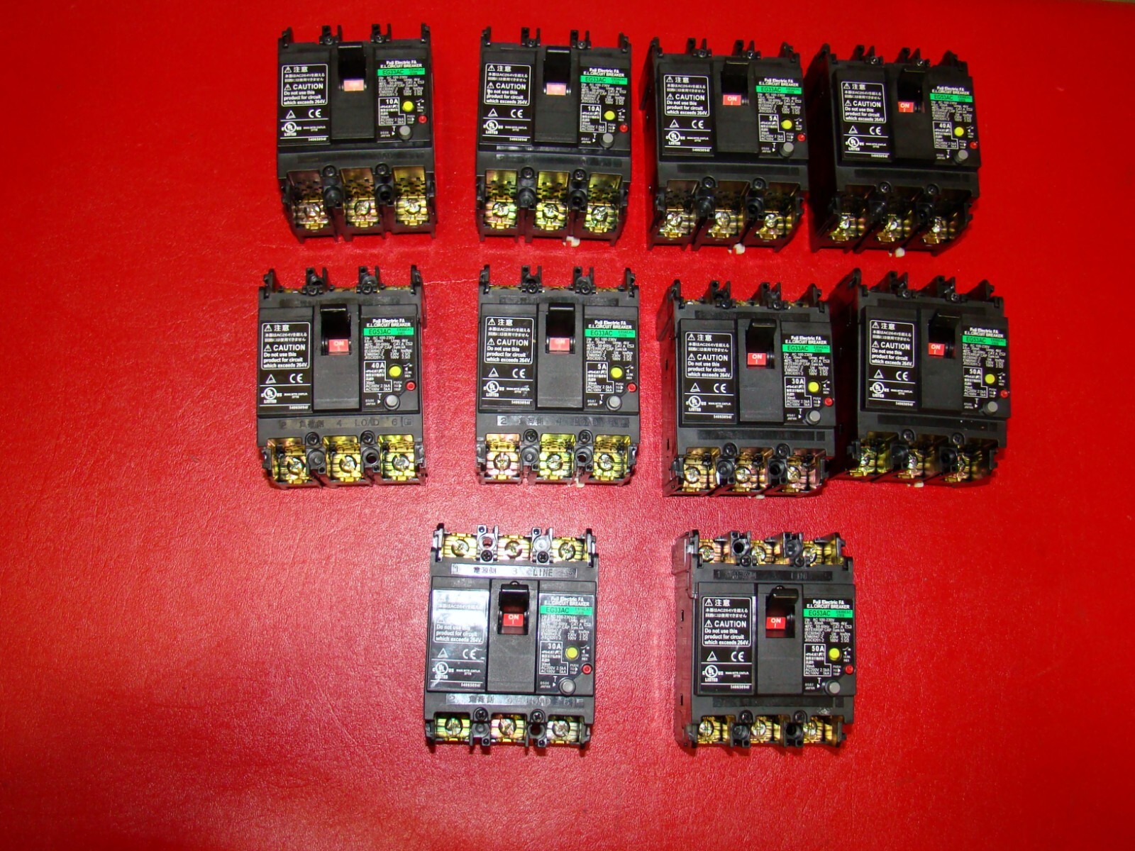 FUJI ELECTRIC FA E.L CIRCUIT BREAKER EG33AC 5A 10A 30A 40A 50A 100/200VAC 3 Pole