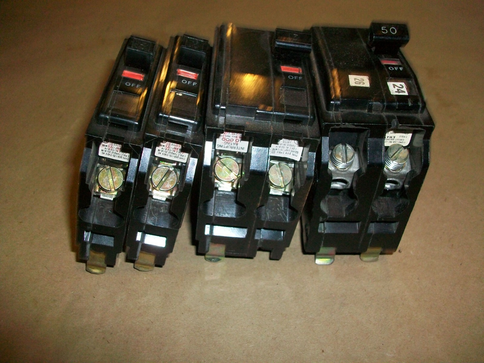 4 Square D QOB Circuit Breakers QOB115 QOB215 QOB250