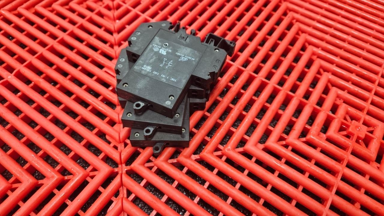 3 Phoenix Contact TMC 1 M1 100 10,0A Thermomagnetic Circuit Breaker