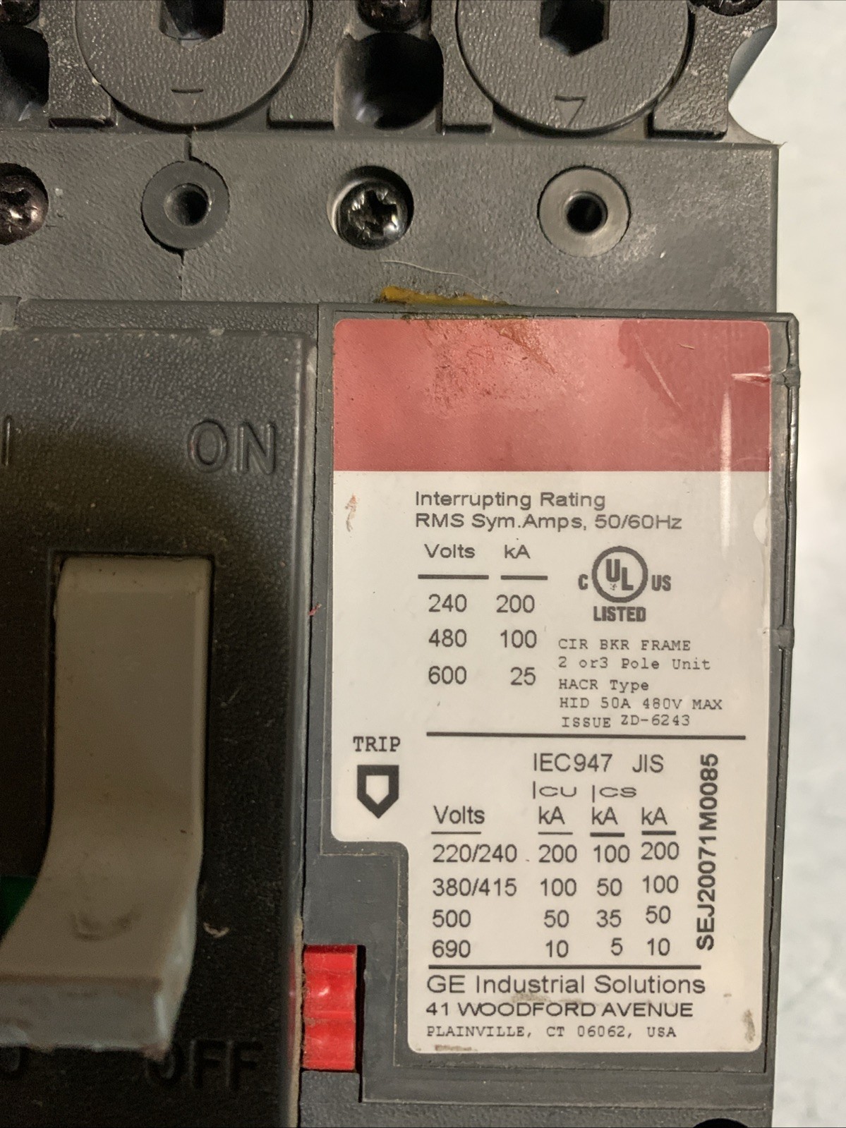 GE Spectra RMS AC Circuit Breaker 100A SEPA36AT0100 600V