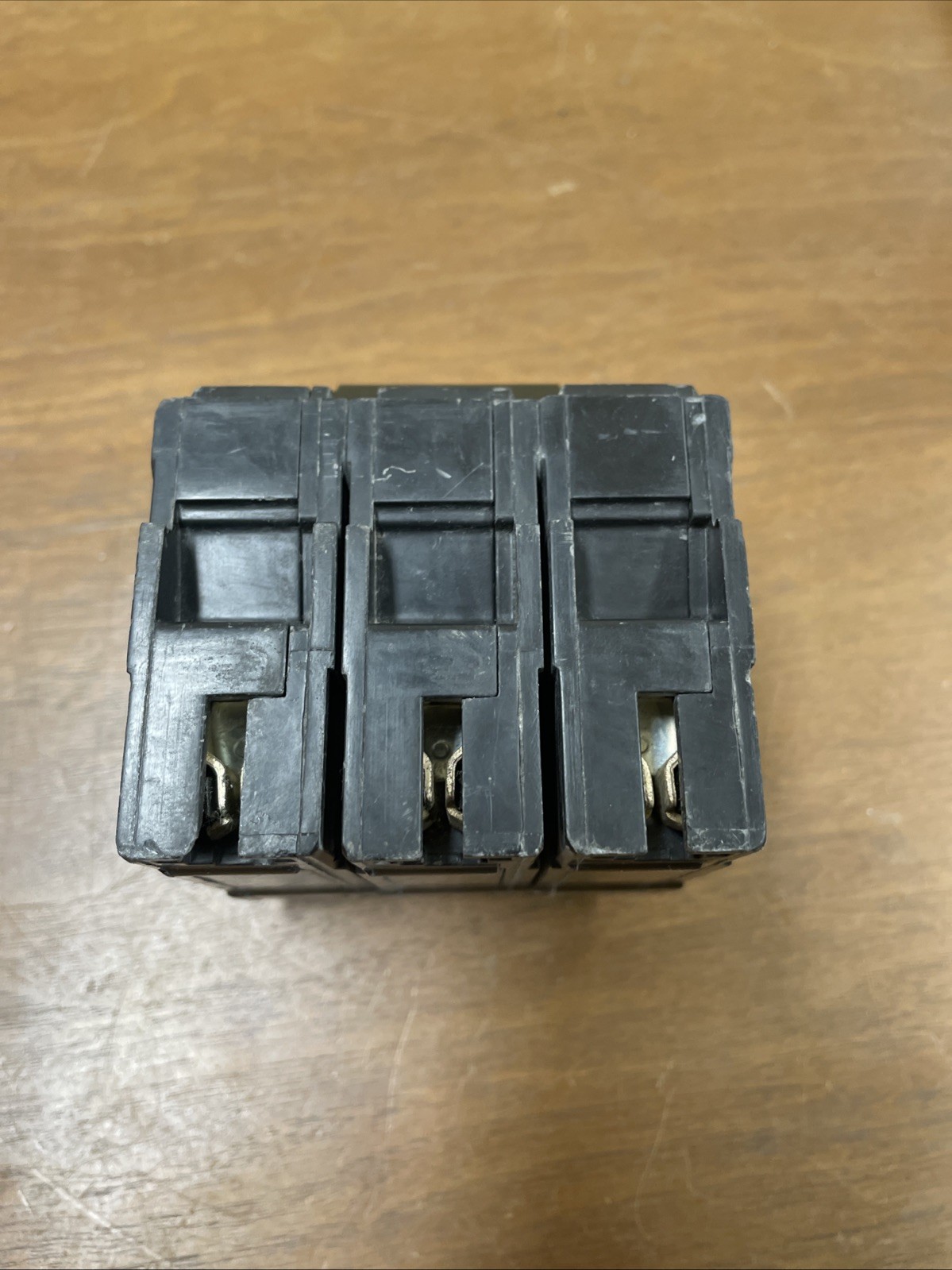 GE THQL360 60 Amp 3 Pole Circuit Breaker 240V Plug-In THQL D93