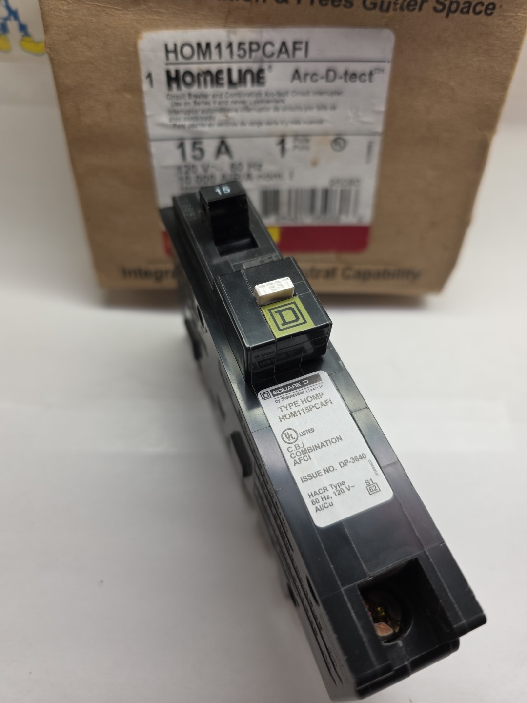 HOMELINE 15AMP.ARC-D-TECT BREAKER HOM115PCAFI