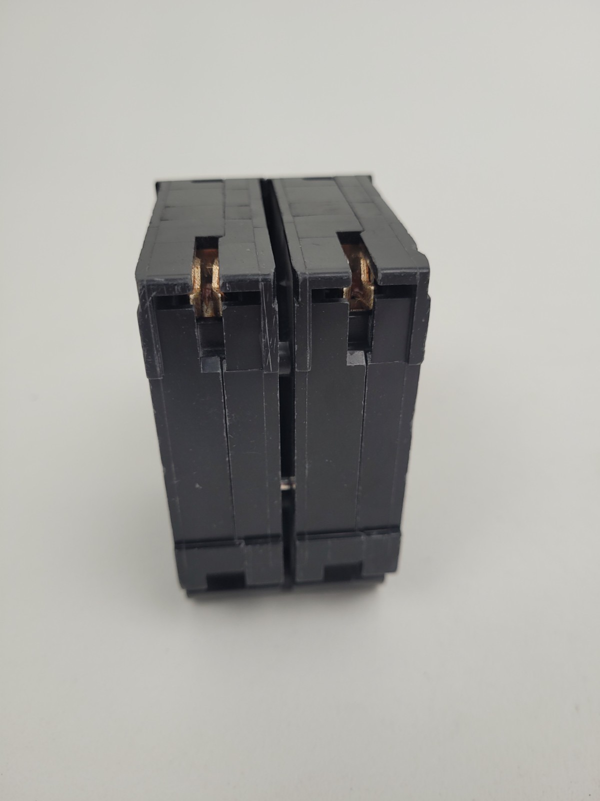 HOM290 Square D 90 Amp Circuit Breaker – Next Day Option – New