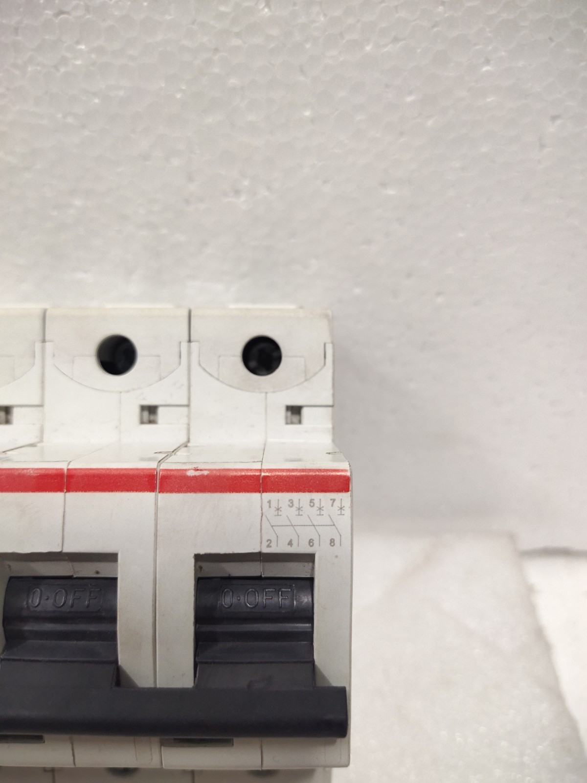 ABB S804B-C125/2CCS814001R0844 4 POLE CIRCUIT BREAKER MADE IN SWITZERLAND
