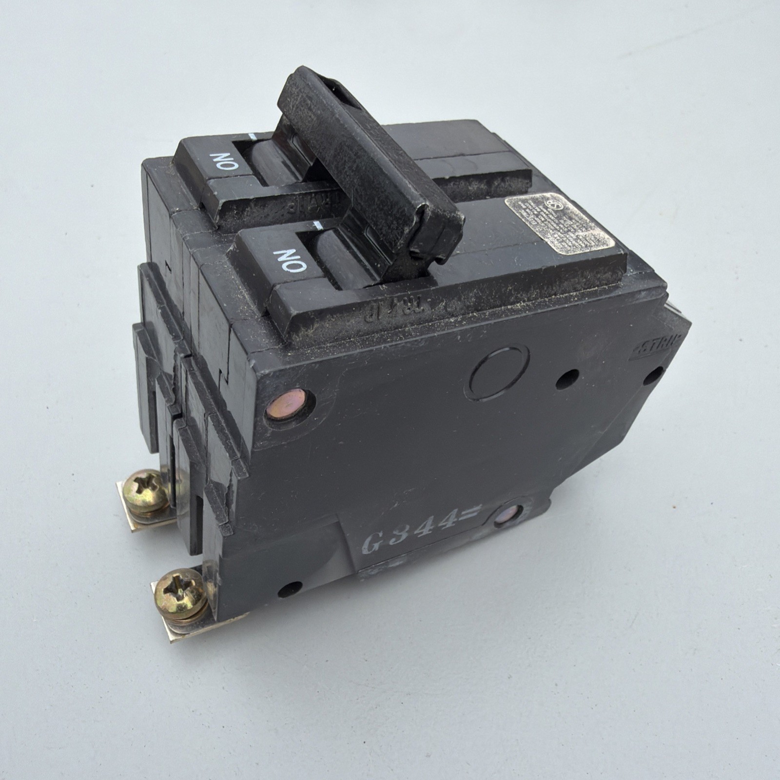 General Electric THQB215 15 Amp, 2 Pole, 120/240 volts Circuit Breaker