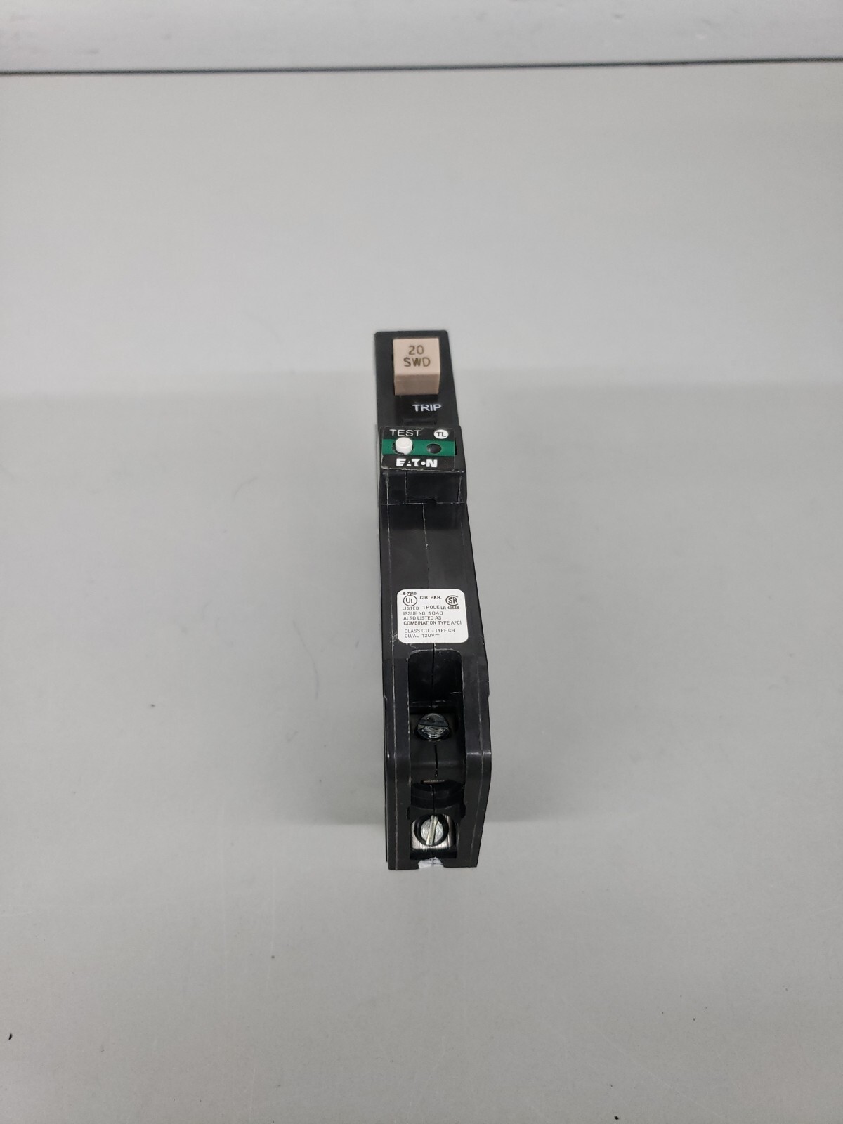 Eaton CHFP120AF Plug-In Mount Type CH Circuit Breaker 20amp