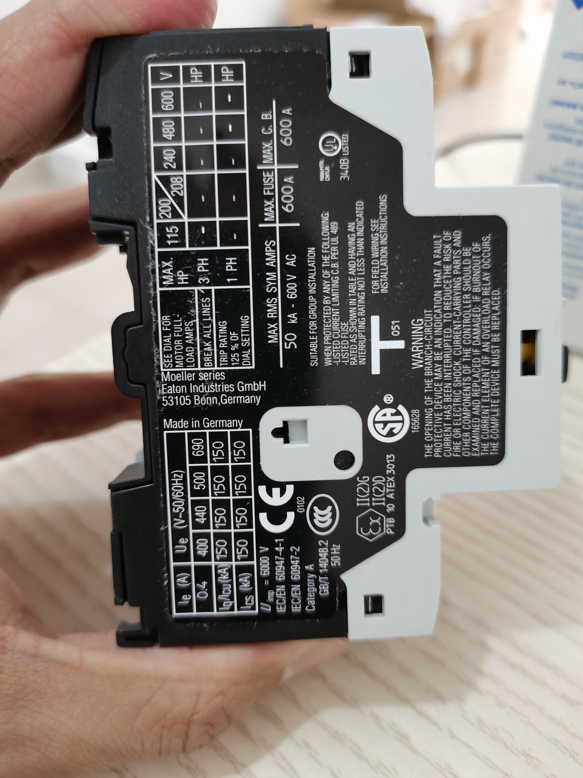 1PCS New EATON Motor breaker PKZM0-1,6 1.6A