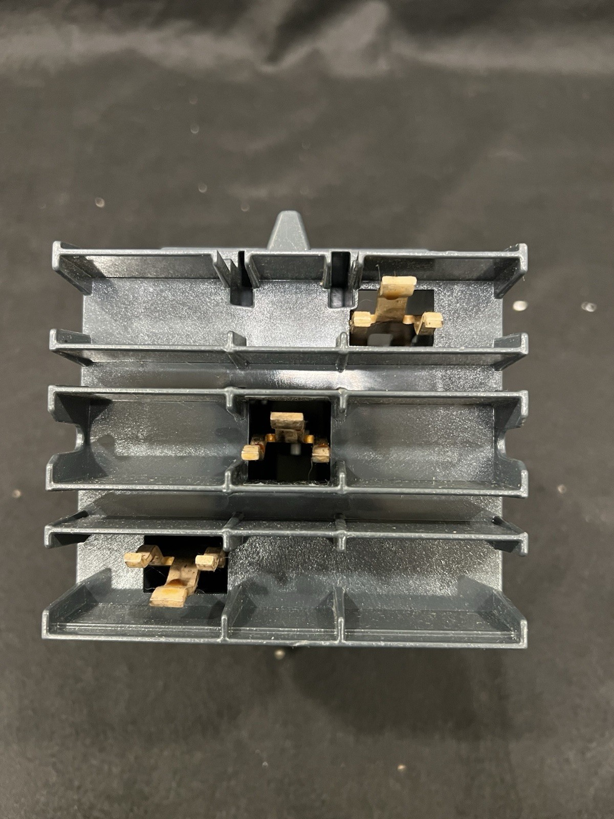 NEW SQUARE D BJA36030 ILINE POWERPACT CIRCUIT BREAKER 30 A 3P 65kA@480V TMF