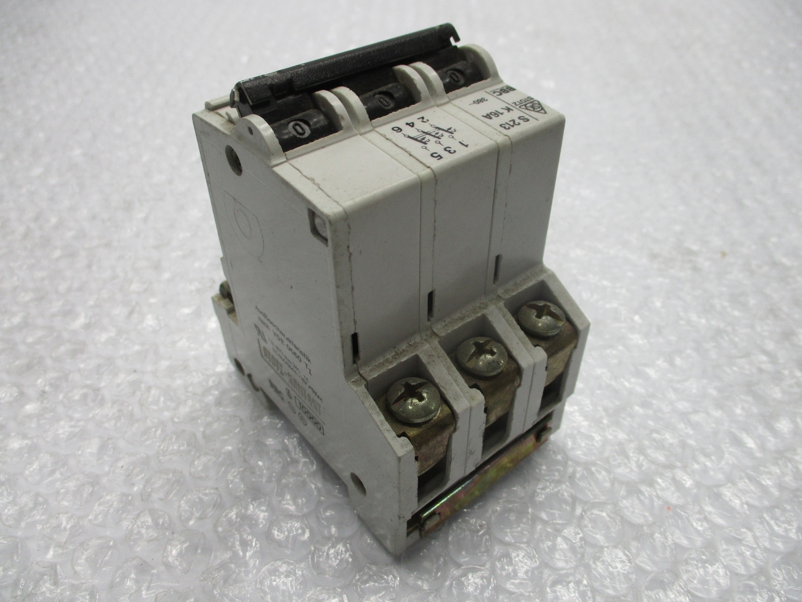 STOTZ-KONTAKT S213 K16A CIRCUIT BREAKER 3-POLE NSNP