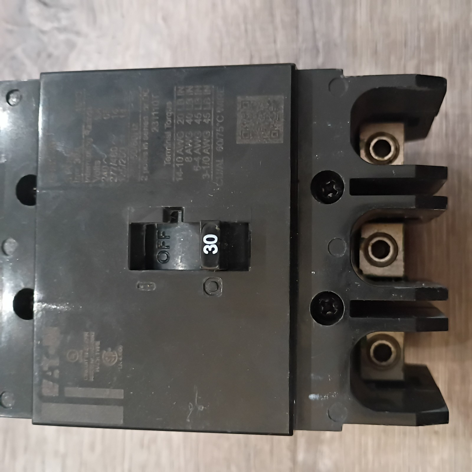 EATON – GHB3030 – THERMAL MAGNETIC CIRCUIT BREAKER, 30A ,3P