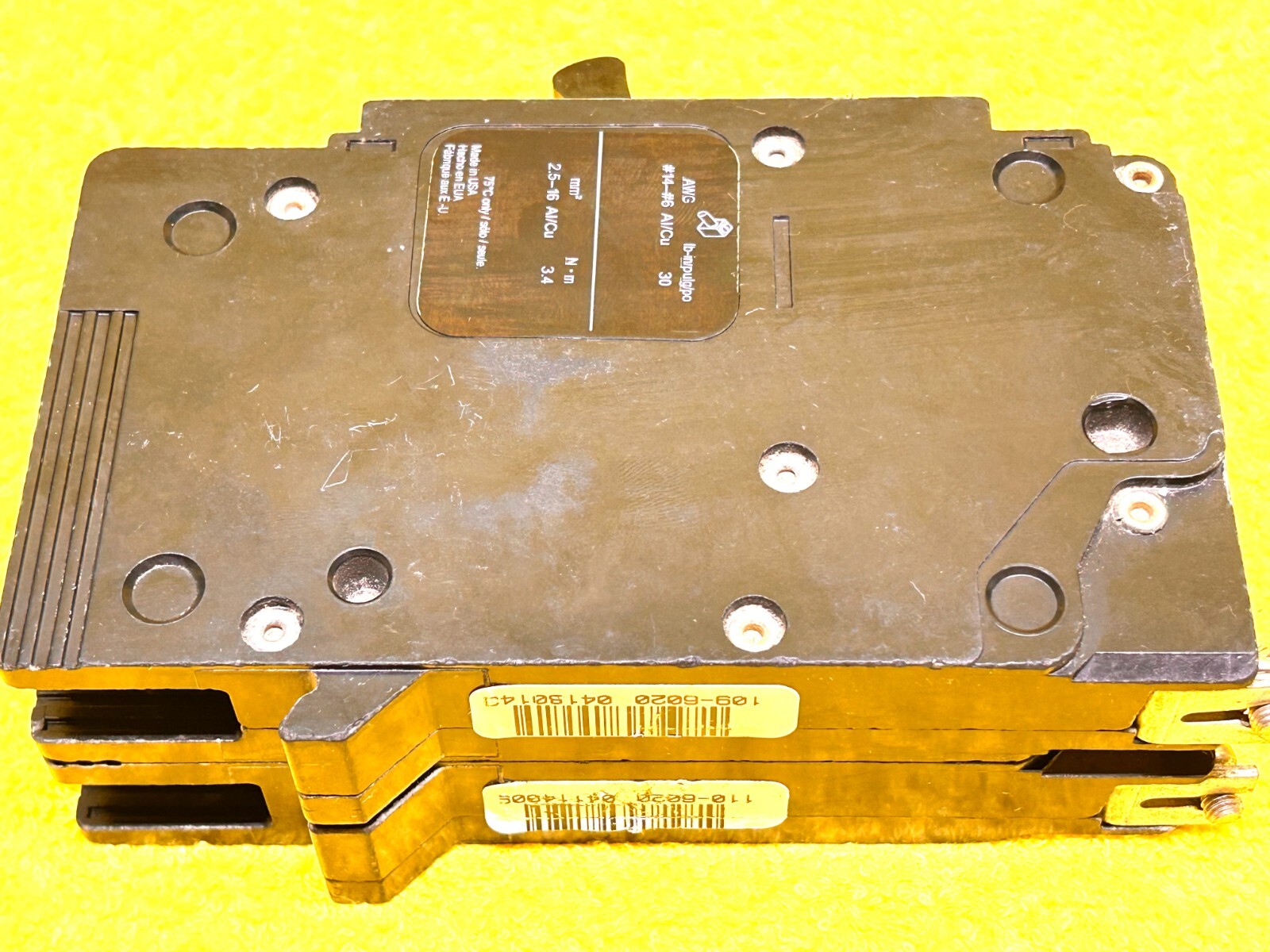 SQUARE D EDB24020 2-POLE 20 AMP 480 VAC BOLT ON / IN BREAKER ( NEW TAKE OUT )