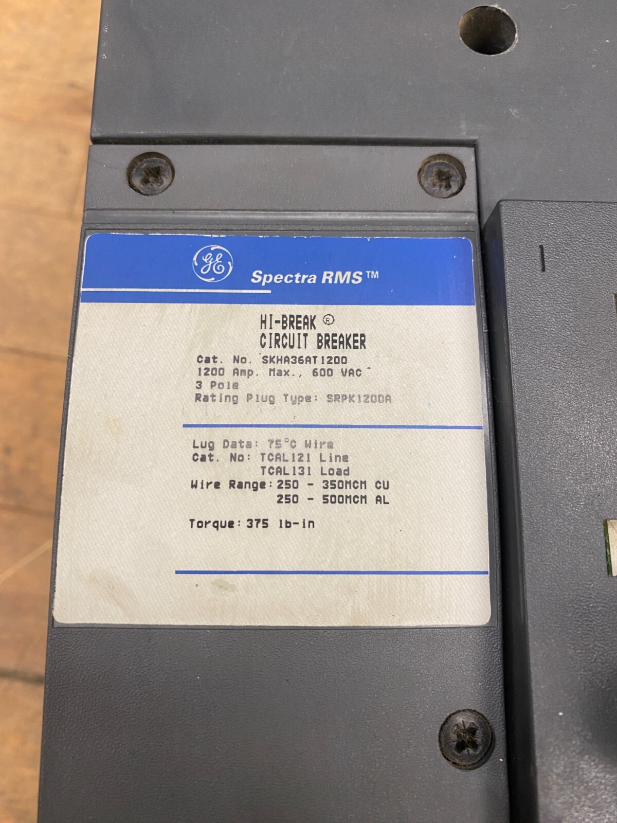 GE SKHA36AT1200 HI-Break Circuit Breaker 1200A 600V 3P 3PH Plug SRP1200A 1000A
