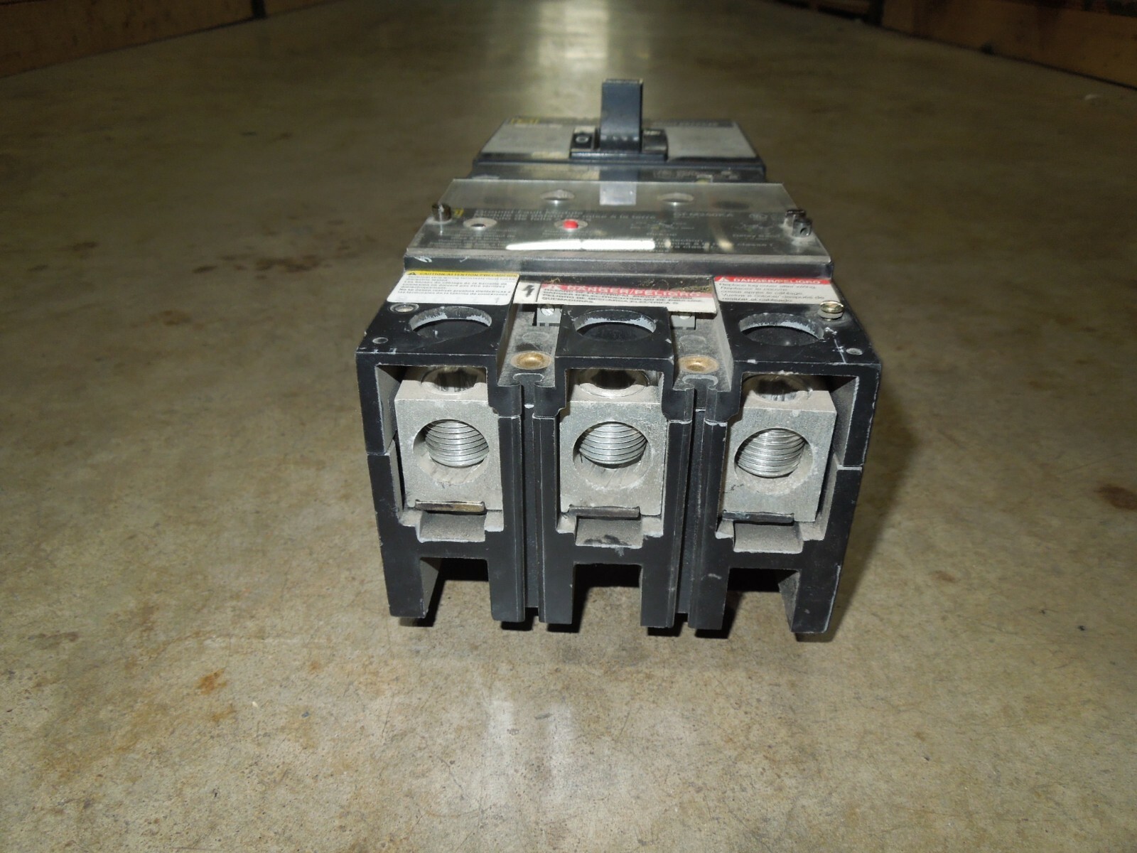 Square D KAL36200G1021 200A 3p 600V Circuit Breaker GFM250KA Ground Fault Module