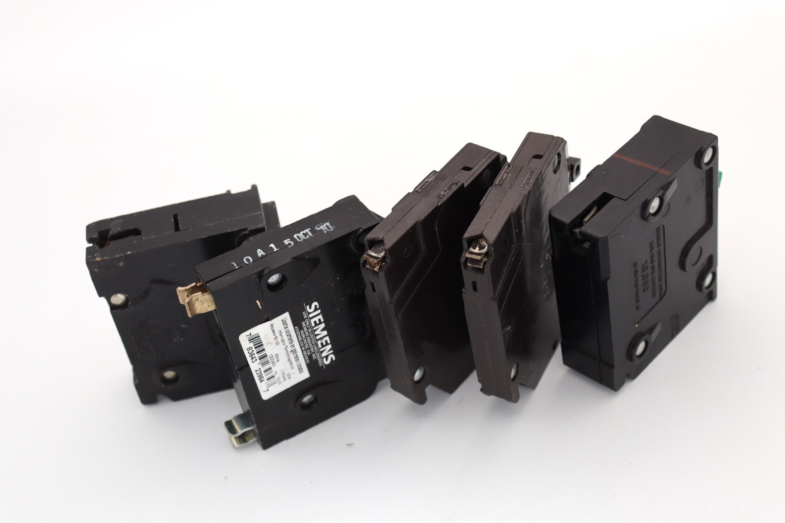 Assorted lot of 8- 15 Amp 1 and 2 Pole Circuit Breakers *See Description*