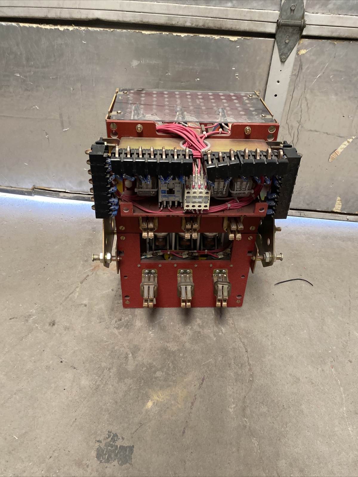 Refurb Eaton AK2A-25-LV-VSR 94M2085G14 425a Amp 600v-ac Circuit Breaker Starter