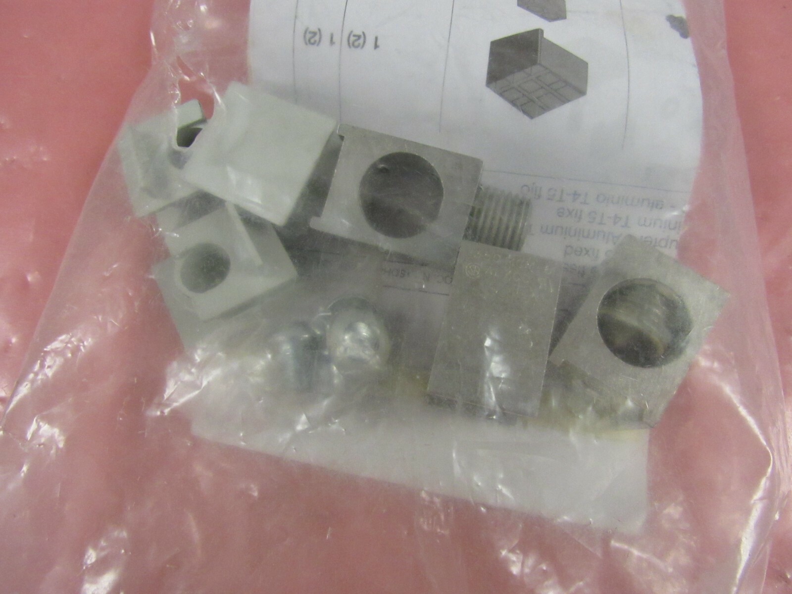 ABB 1SDA054988R1 FRONT TERMINALS FOR CABLES COPPER-ALUMINUM 1X185MM2 3PCS**NIB