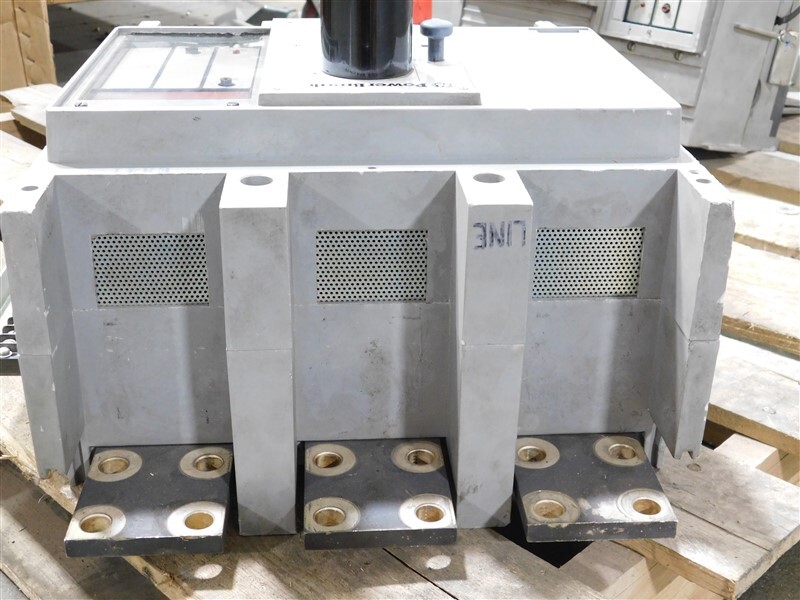 USED GE TPVF6620 PowerBreak Circuit Breaker 2000A 600V Handle Damage See Pics