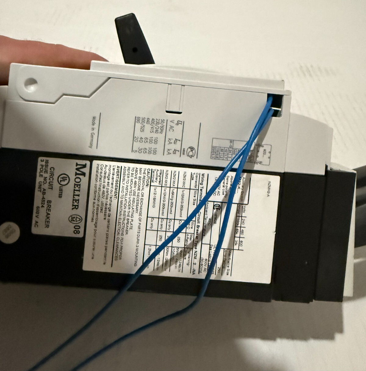 Moeller NZM 2 Circuit Breaker 600v 3 Pole AB-4524