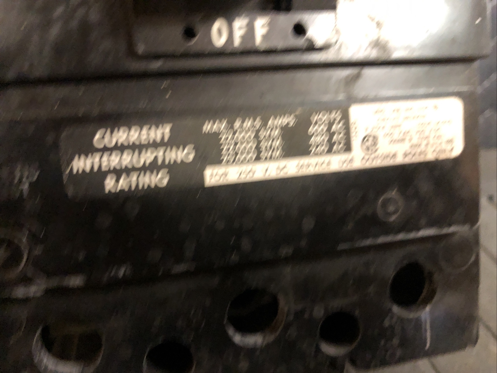 SQUARE D KAL KAL362001122 3 POLE 200 AMP 600V Undervoltage Trip BREAKER 208v