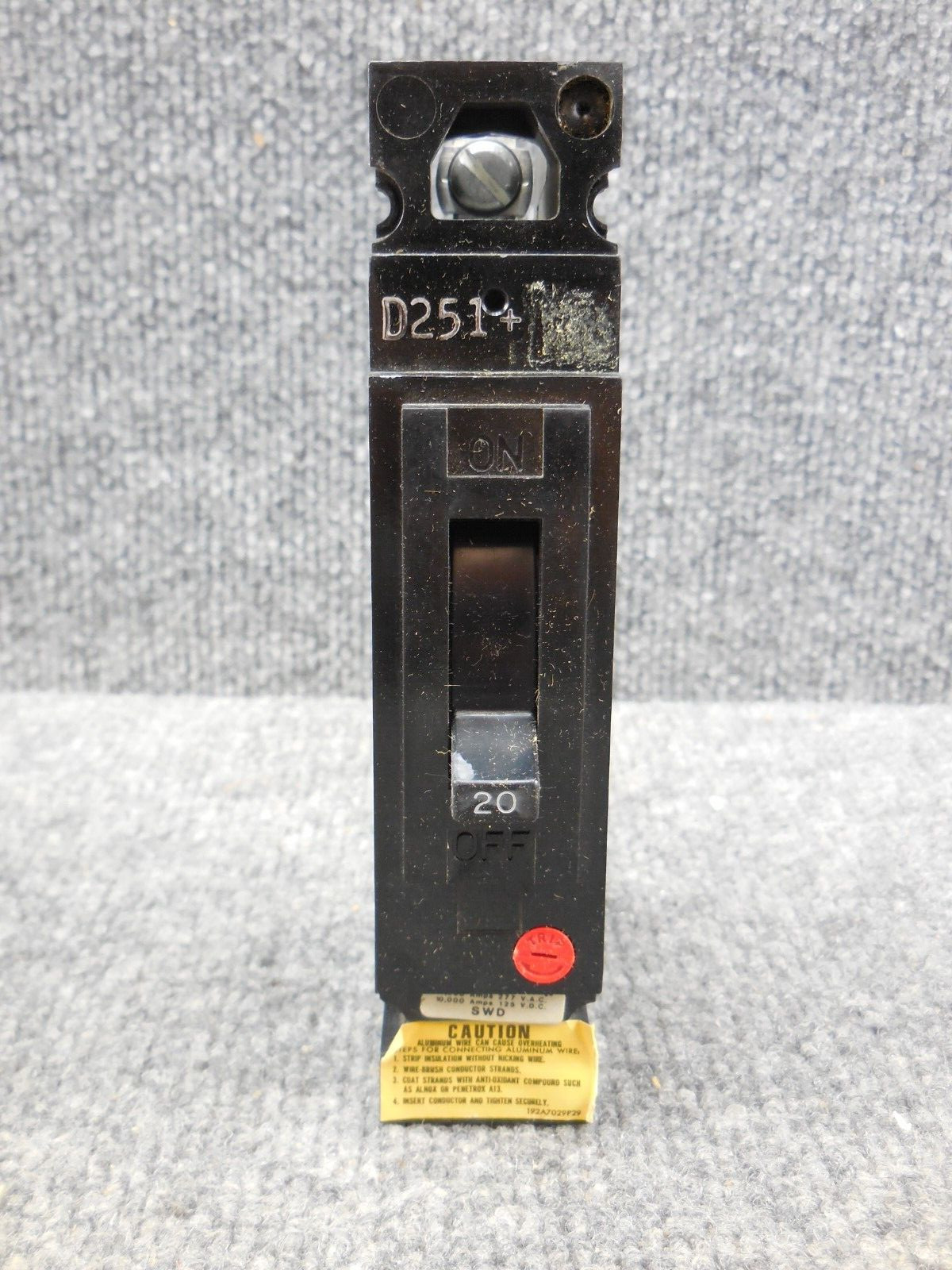 NOS New Unused GE General Electric TED113020WL TED Circuit Breaker 1 Pole 20amp