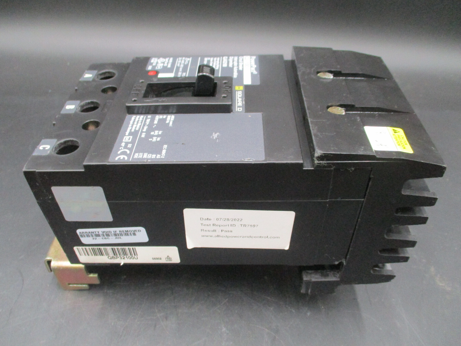 SQUARE D QJA32100 3-P 100A 240V I-LINE CIRCUIT BREAKER