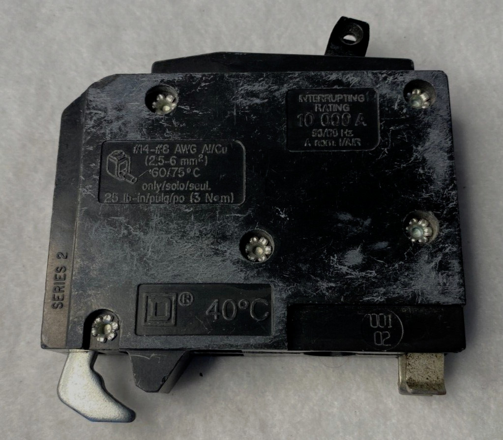 15A Square D DP-4075 Circuit Breaker Latch Type QOT 15 Amp 1P 10ka 120/240 HACR