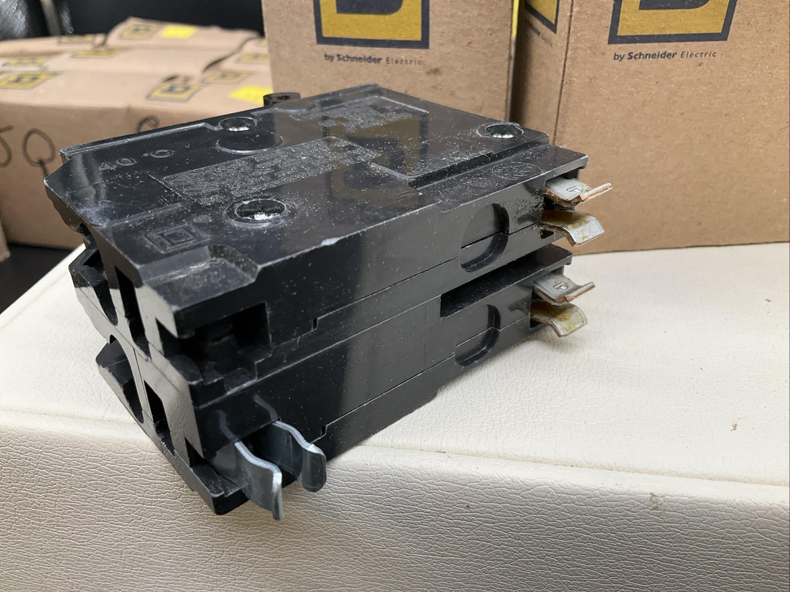 Square D Type QOB Circuit Breaker 25A 2 Pole