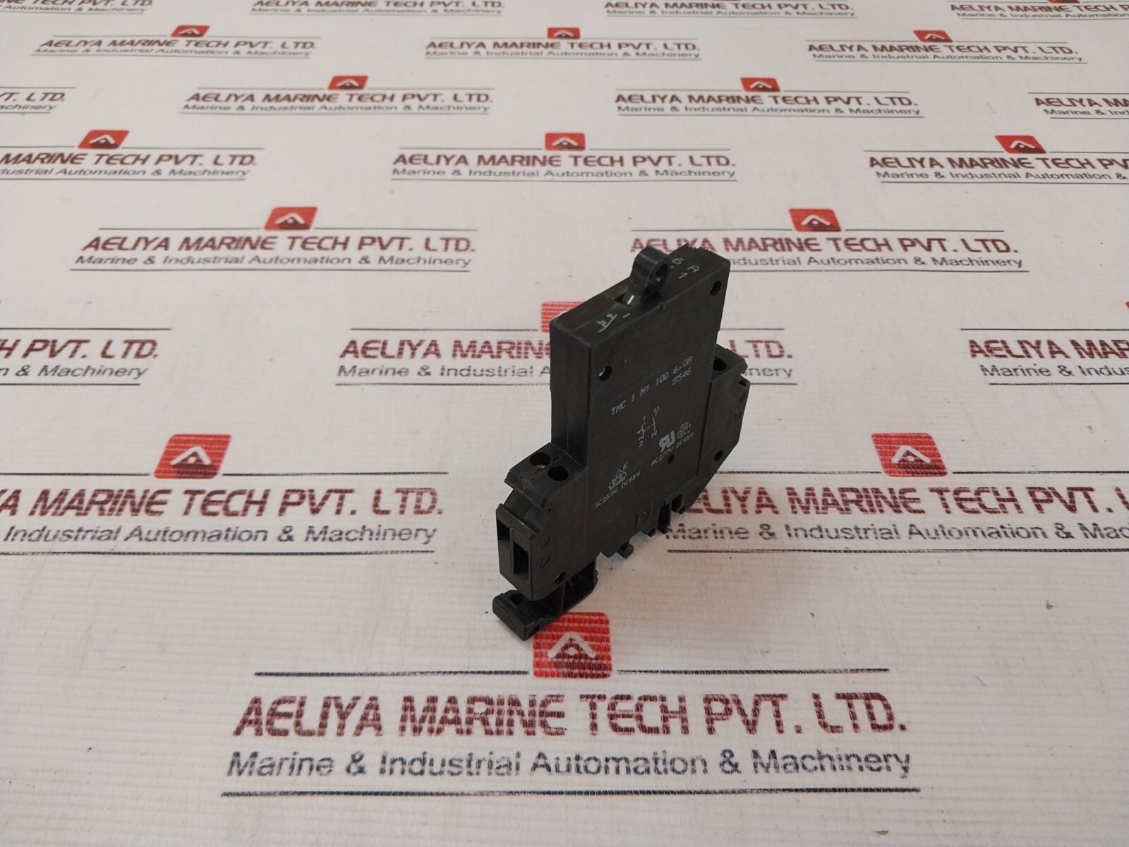 Phoenix Contact TMC 1 M1 100 6,0A Thermal Magnetic Circuit Breaker