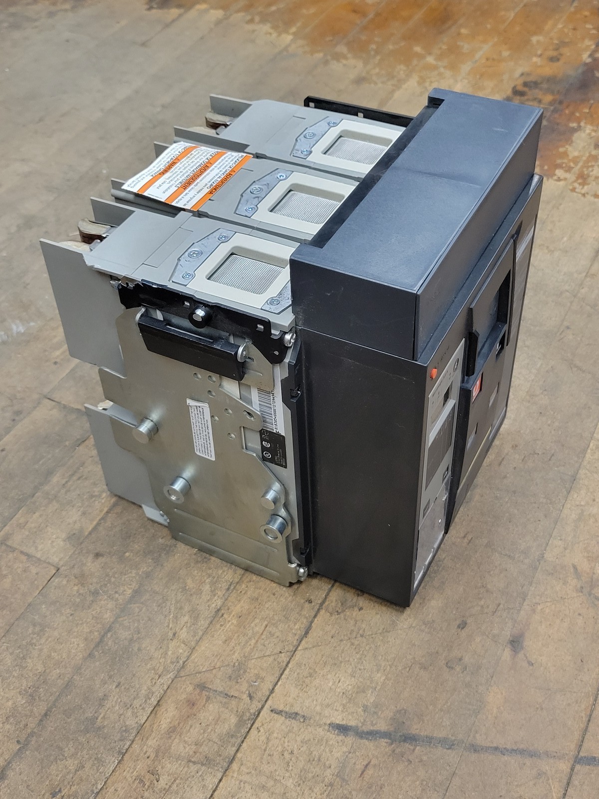 Square D TL8AAR43A3SXFXXXXXAT Circuit Breaker 800A 3P 480V Type NT08L1