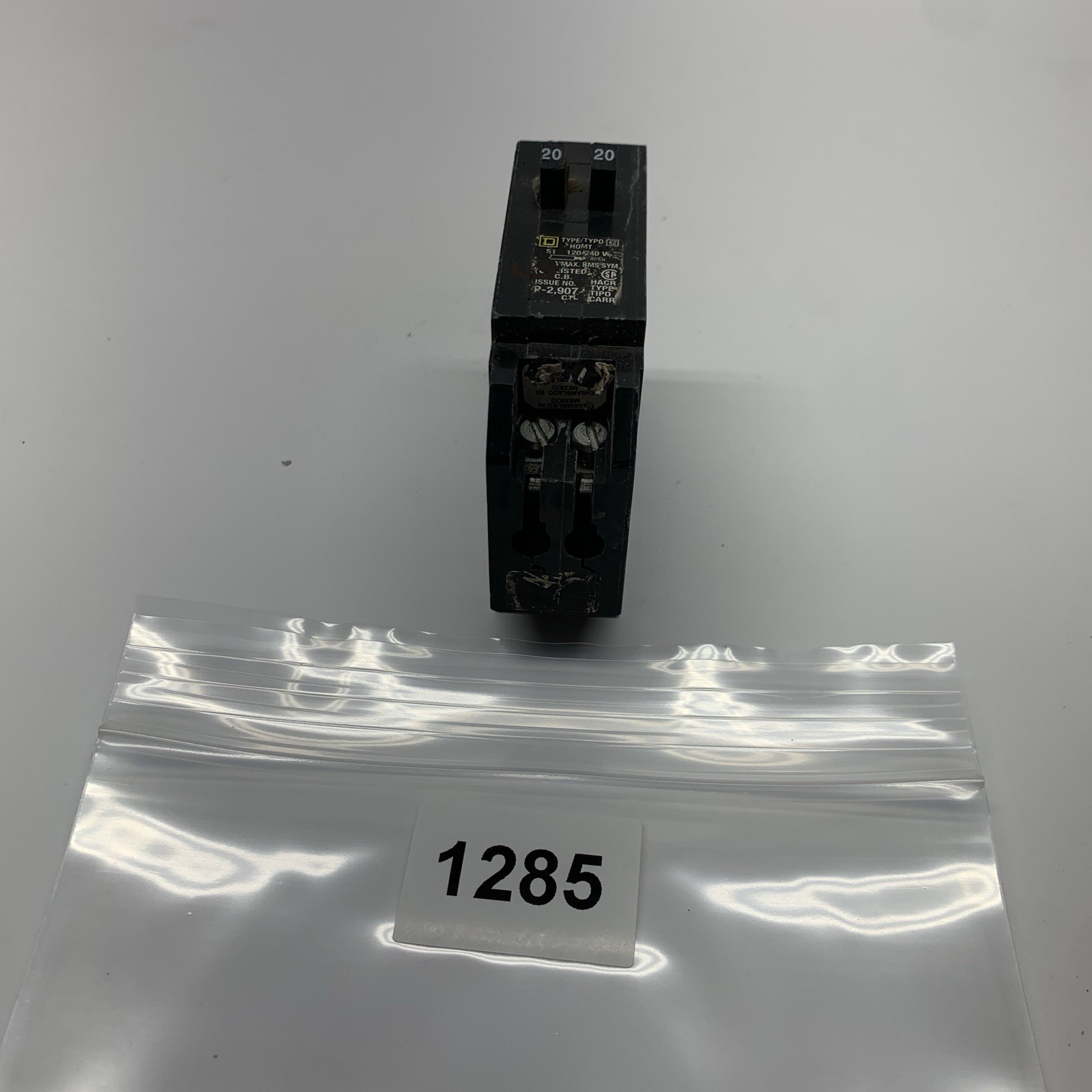 Square D HOMT2020 Homeline 20 amp Twin 1 Pole Tandem Circuit Breaker Used