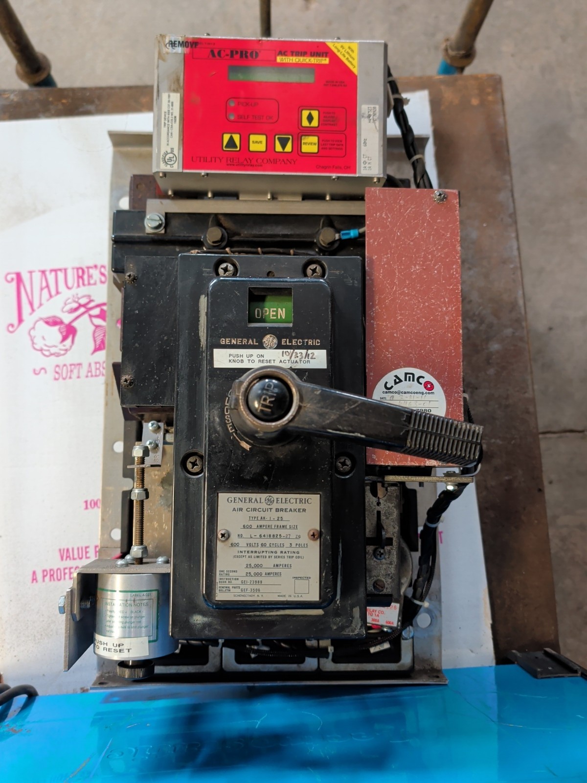 GENERAL ELECTRIC AIR CIRCUIT BREAKER AK-1-25 600A W/ AC-PRO TRIP UNIT T-361-2