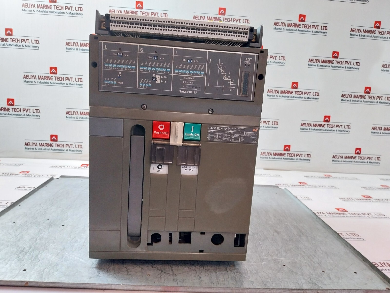 ABB SACE E2N 12 Circuit Breaker 1250A 690V 55KA X 1S 50-60 Hz