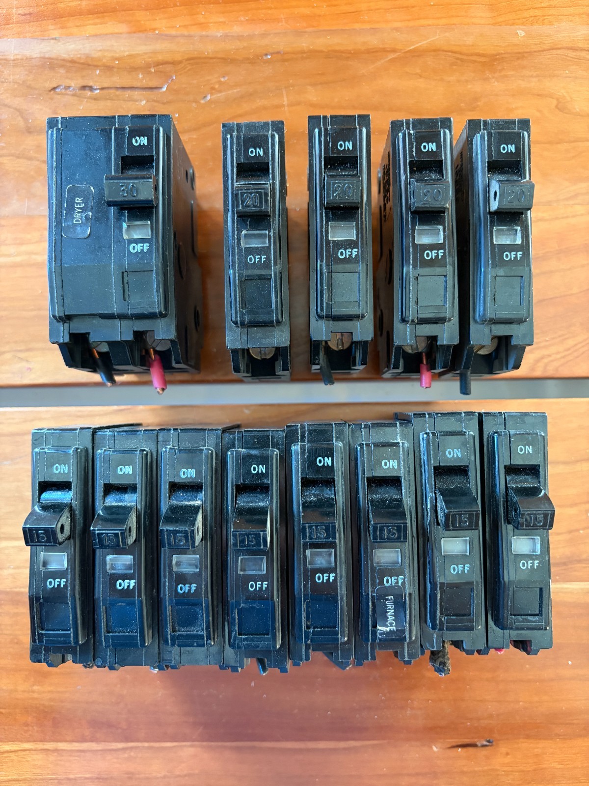 Square D Circuit Breaker Lot (1) 2 pole 30a, (4) 20a, (8) 15a All Work Perfect